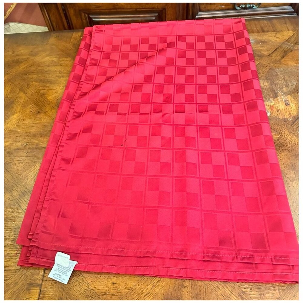 Food Network Tablecloth Red Checkered Pattern Rectangular ~68" x 50"